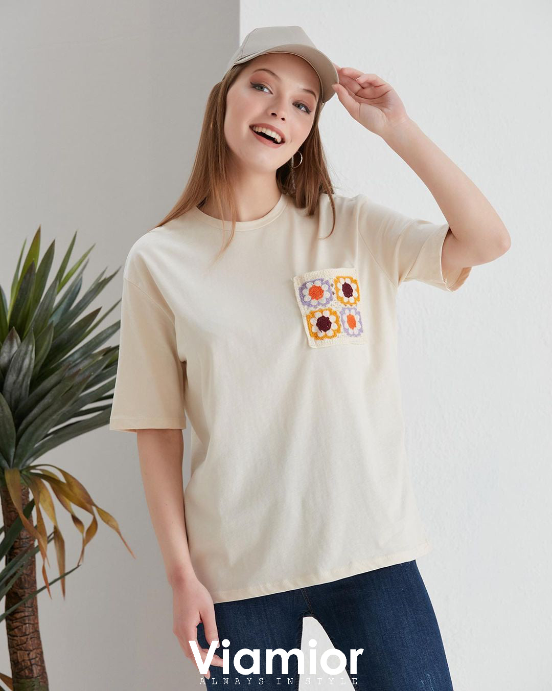 Beige T-shirt