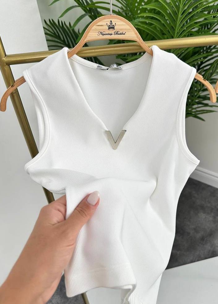 White V Basic Top