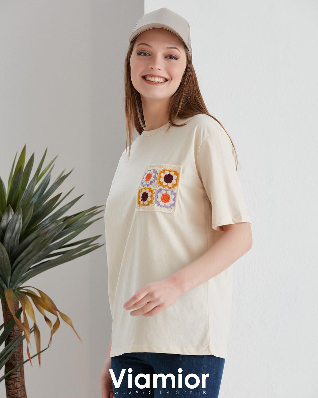 Beige T-shirt