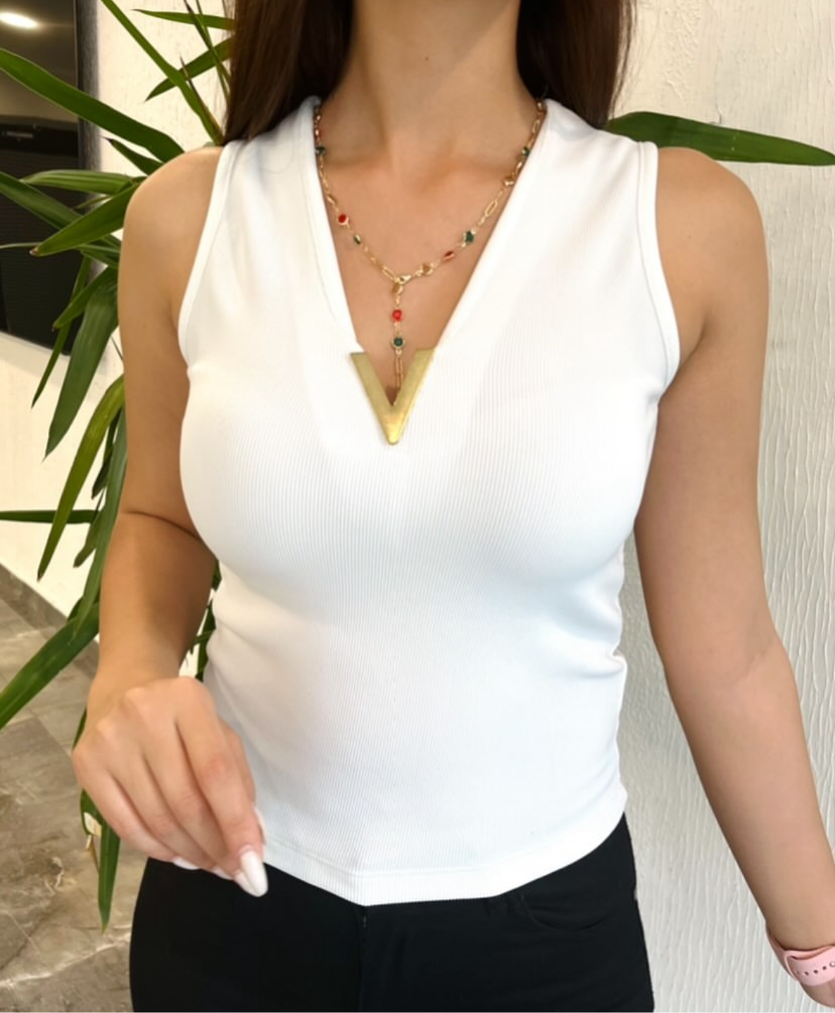 White V Basic Top