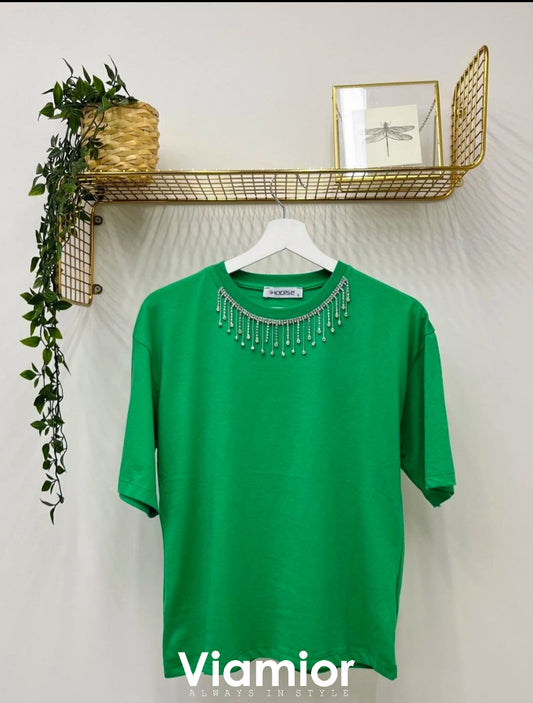 Diamond Necklace Green T-shirt