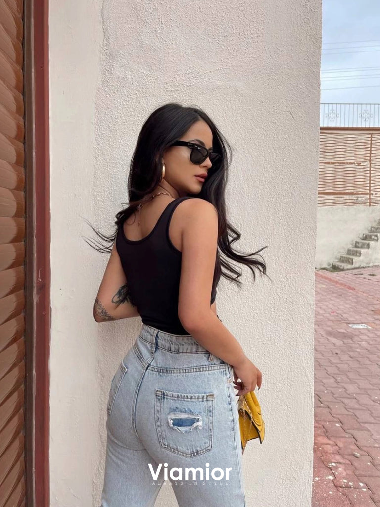Black Body Top